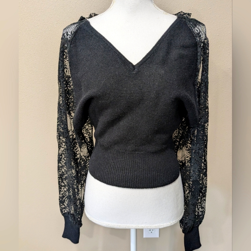En Creme Black Sweater/ lace Top V neck NWT Dolman Sleeve